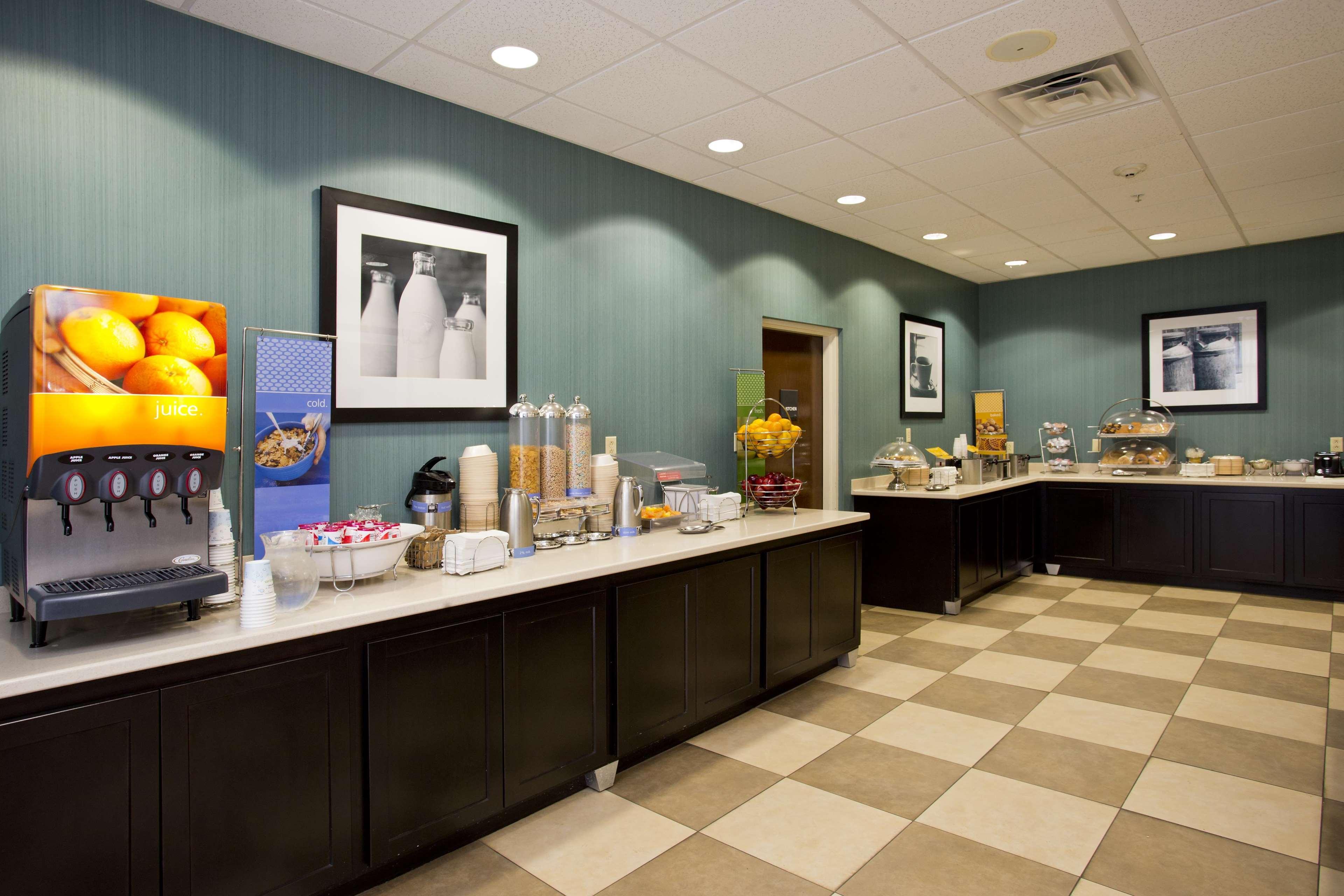 Hampton Inn Front Royal Restaurace fotografie